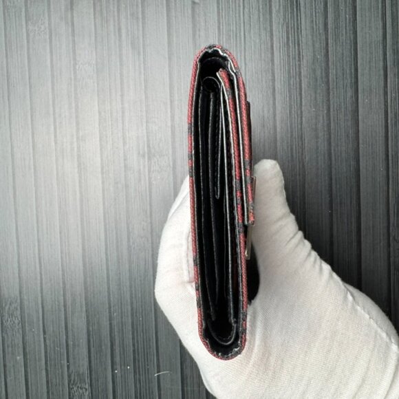 Fendi Zucca Red Bifold - Picture 8 of 10